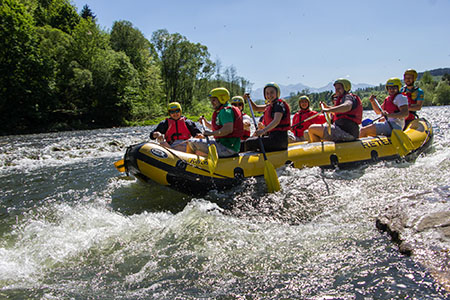 Rafting Poland in the Dunajec River Gorge, it is the perfect getaway from Krakow or Zakopane.
